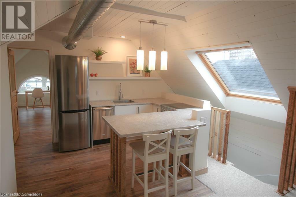 Property Photo: 130 Caroline Street South 3 ON L8P 3K8