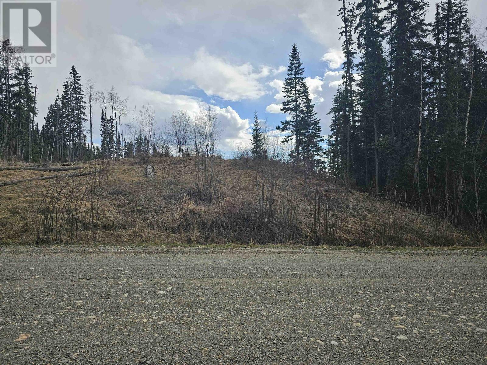 Property Photo:  1967 Willow Cale Fs Road Dl  BC V2N 7A8 