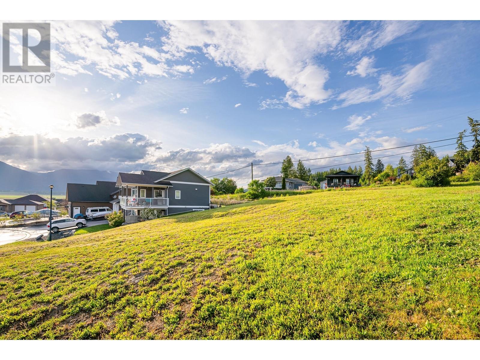 Photo de la propriété: 1016 Purcell Crescent BC V0B 1G3