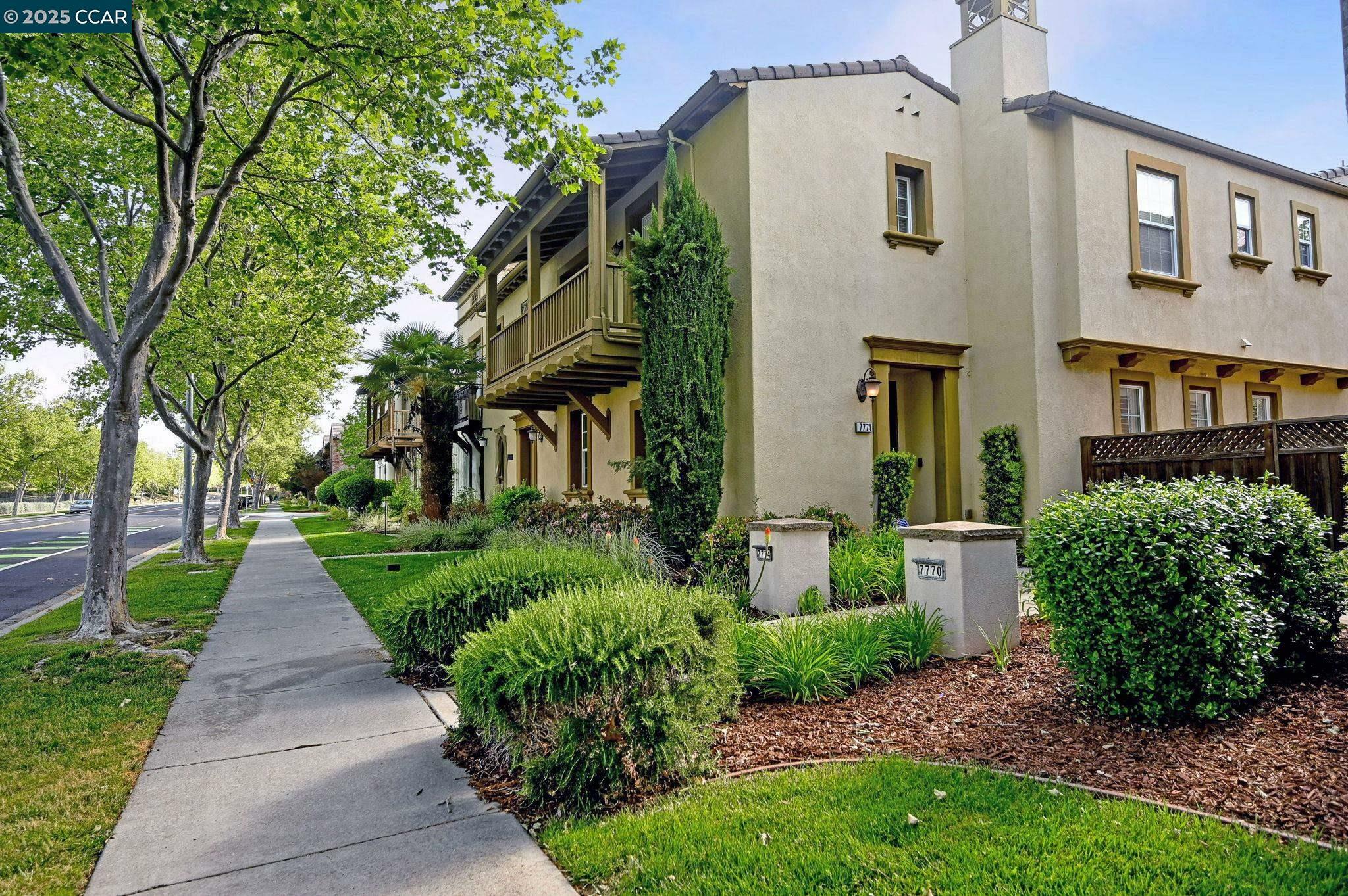 Property Photo: 7774 Stoneleaf Rd CA 94582