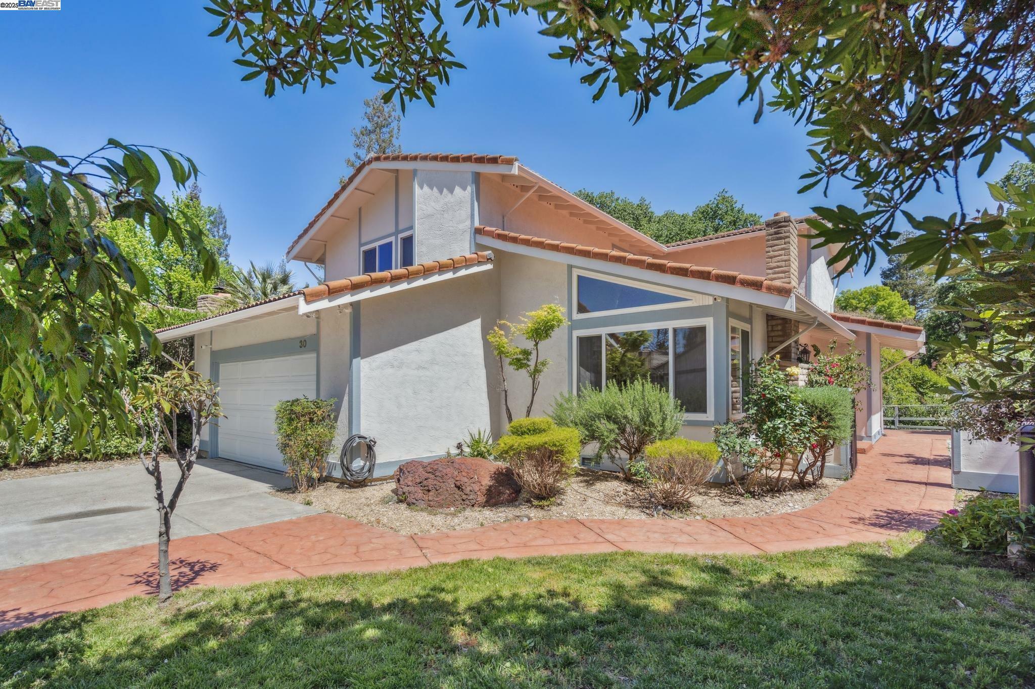 Property Photo: 30 Jib Ct CA 94523