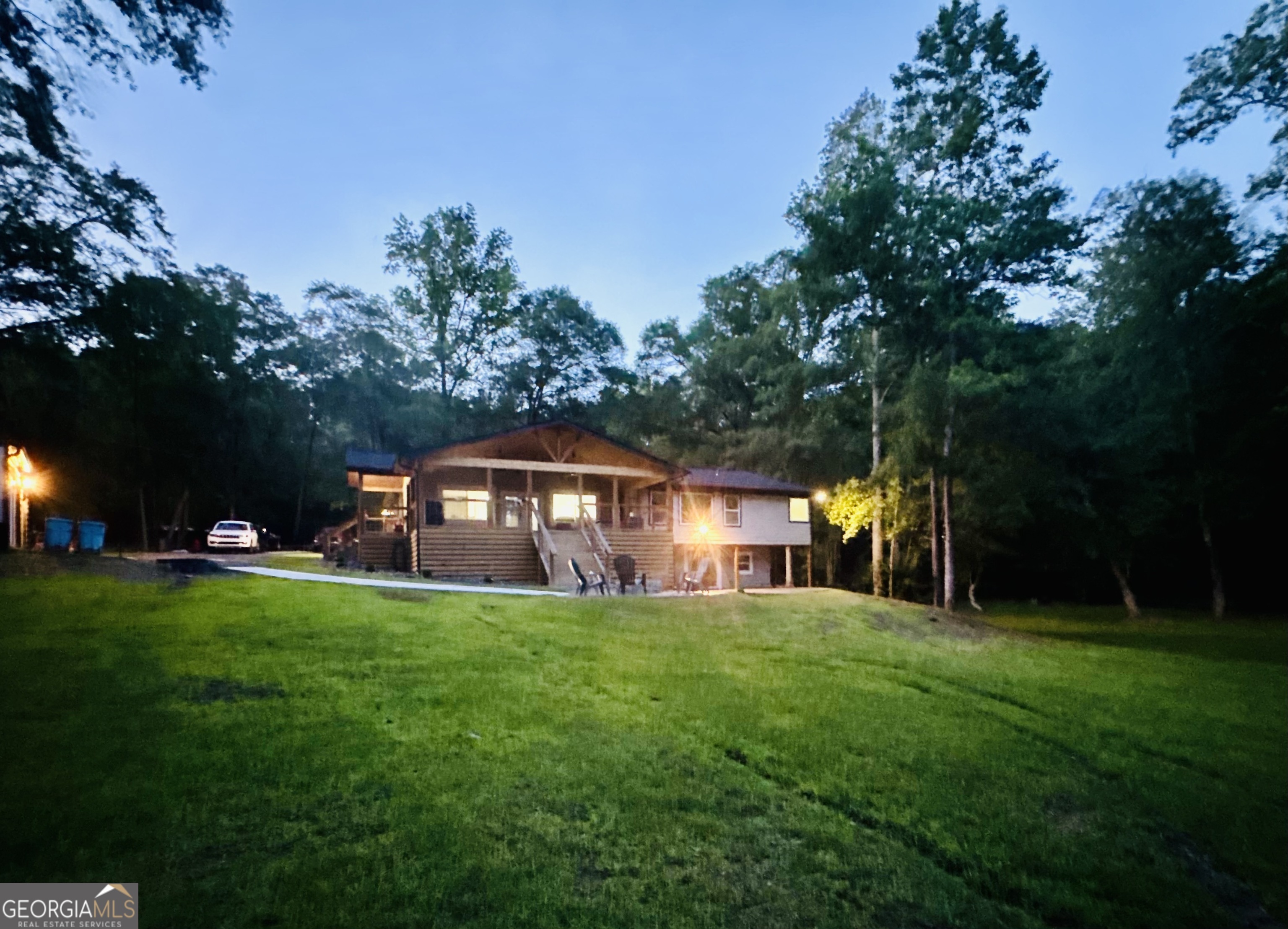 Property Photo: 125 Mayo Road GA 30014