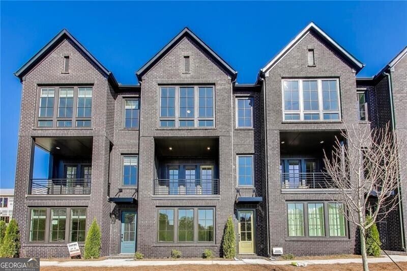 Property Photo: 2620 Mackintosh Court 19 GA 30319