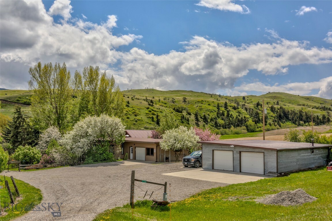 Property Photo: 726 US Highway 10 W MT 59047