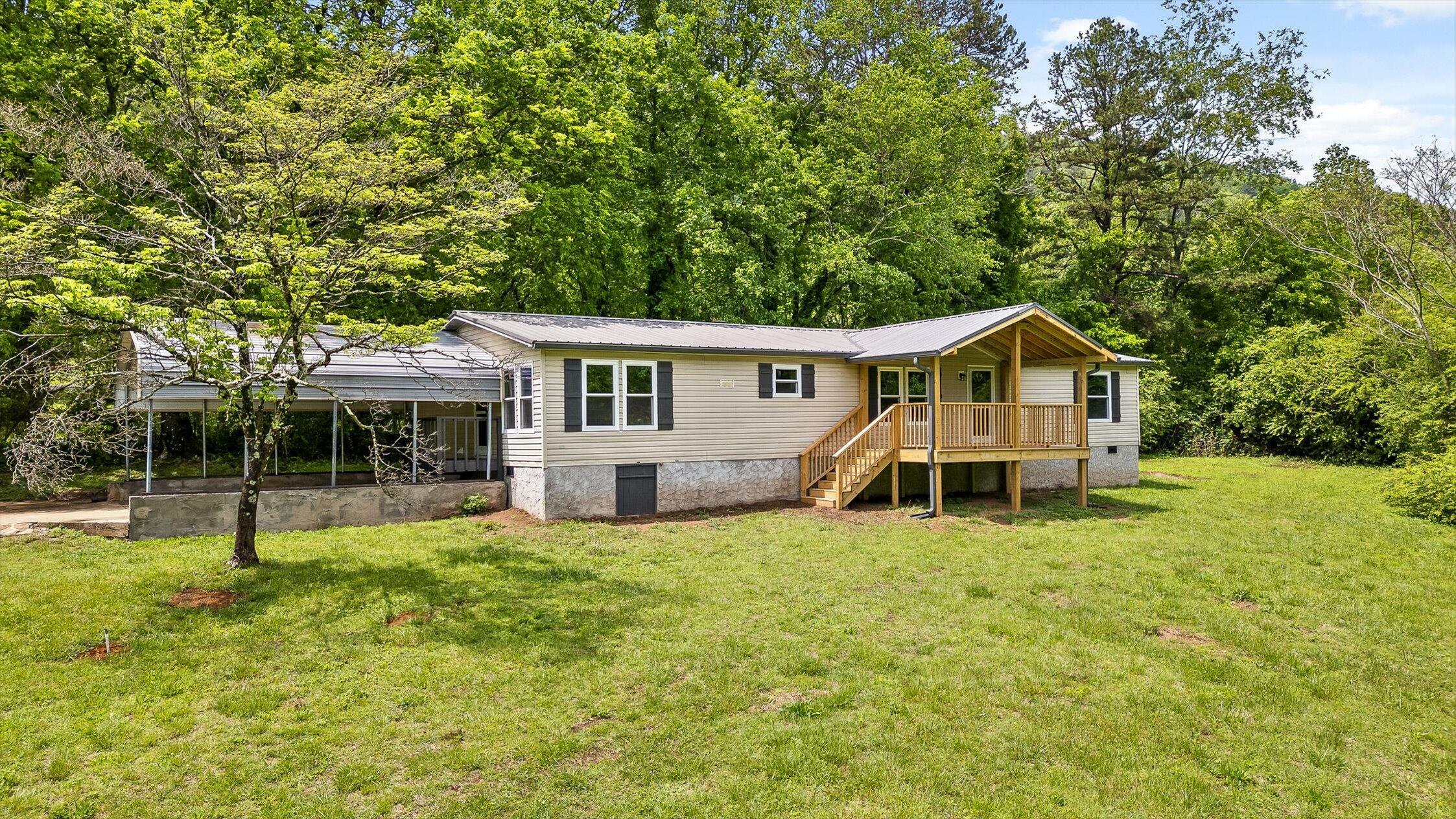 Property Photo: 11025 Davenport Road TN 37379