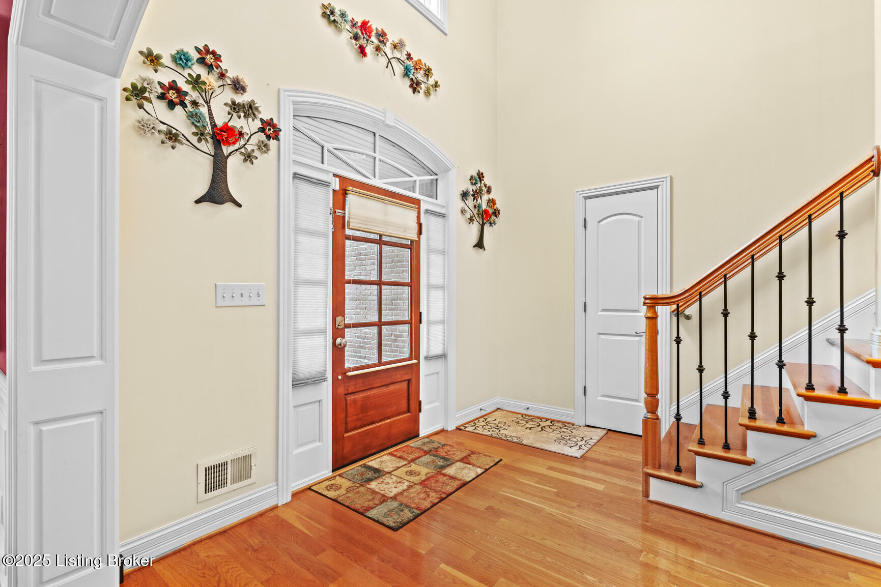 Property Photo: 14729 Forbes Cir KY 40245