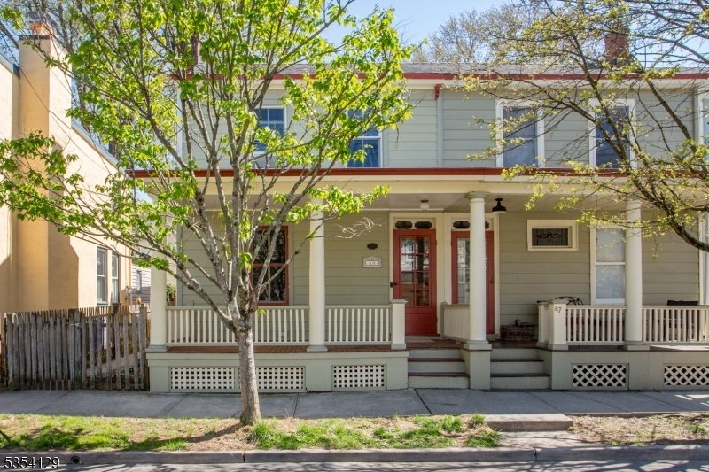 49 Buttonwood St  Lambertville City NJ 08530 photo