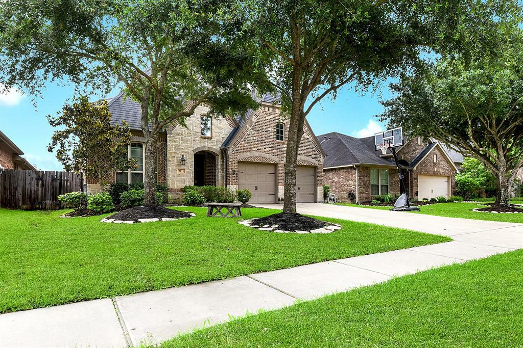 Property Photo: 2911 Helding Park Court TX 77494