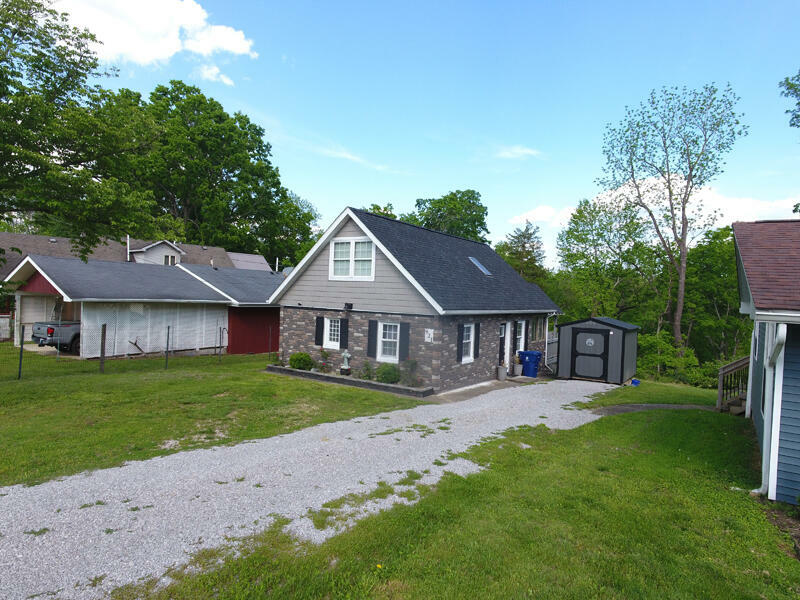 Property Photo: 921 Boat Dock Road KY 42501