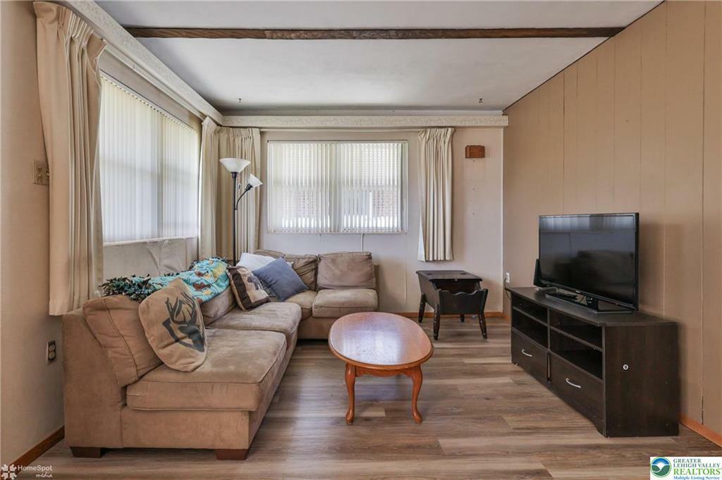 Property Photo: 1635 West Livingston Street PA 18102