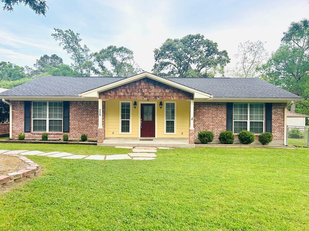 Property Photo: 229 Sugar Lane TX 75904