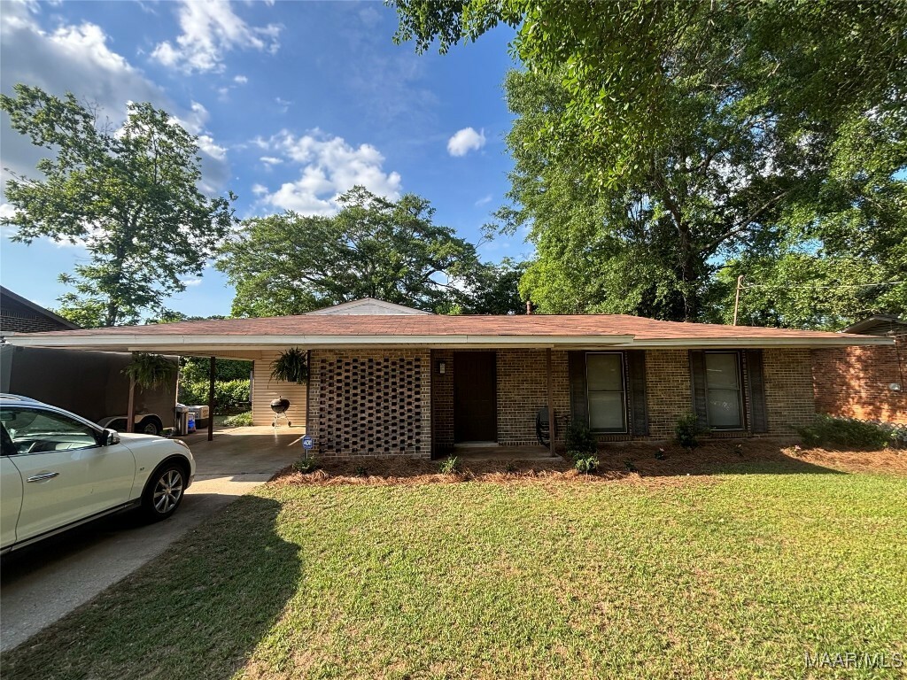 Property Photo:  5813 Wares Ferry Road  AL 36117 