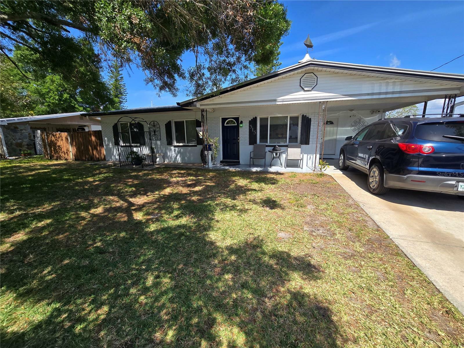 Property Photo: 315 Shore Drive E FL 34677