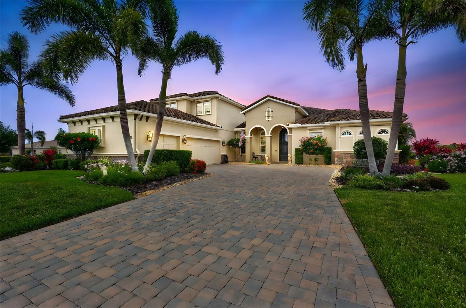 Property Photo:  17003 2nd Avenue E  FL 34212 