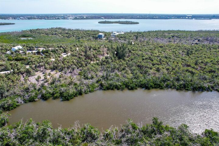 Property Photo:  6160 Rum Cove Drive  FL 33946 