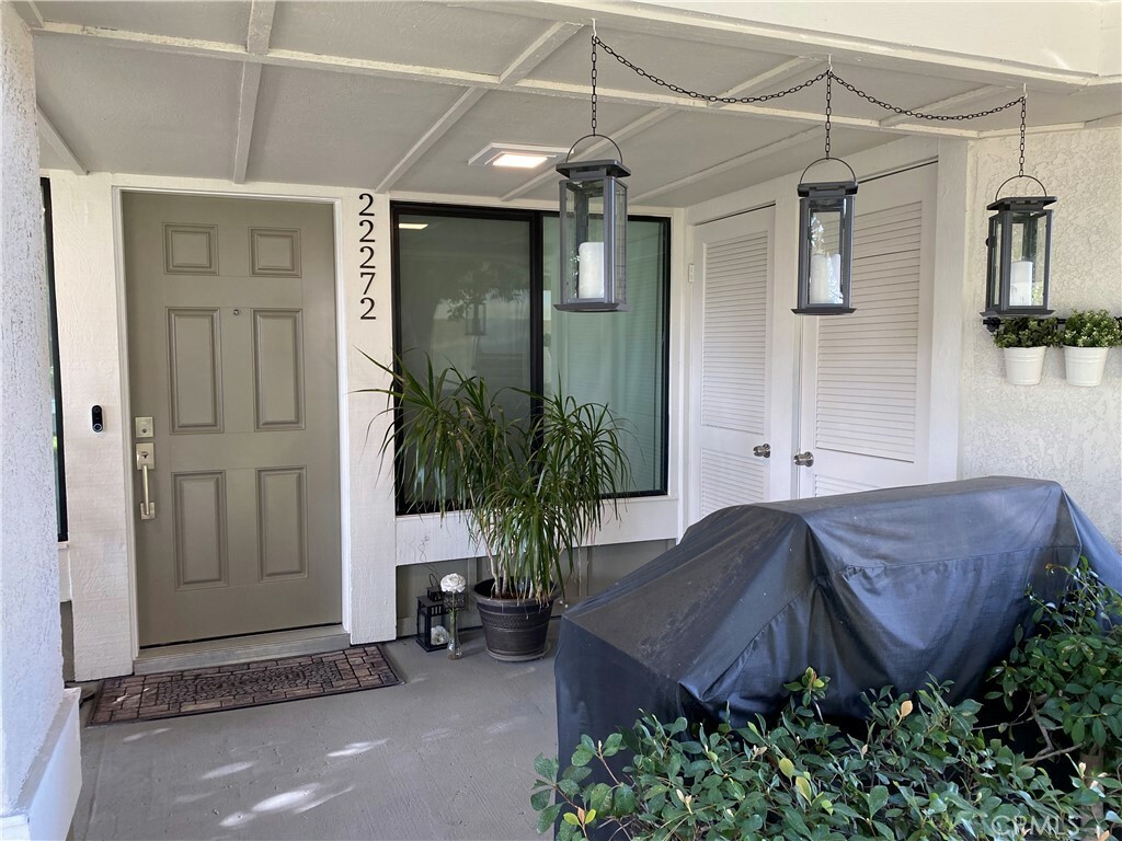 Property Photo:  22272 Redwood Pointe 5C  CA 92630 