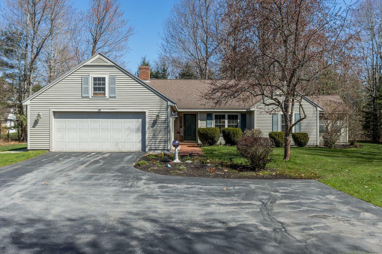 Property Photo: 18 Lilac Lane ME 04074