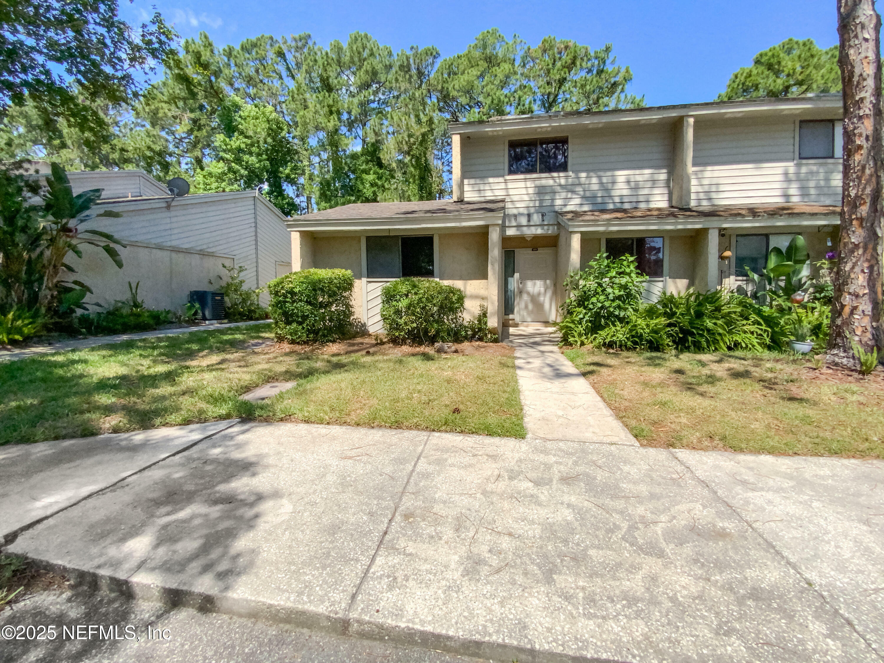 3801 Crown Point Road 1311  Jacksonville FL 32257 photo