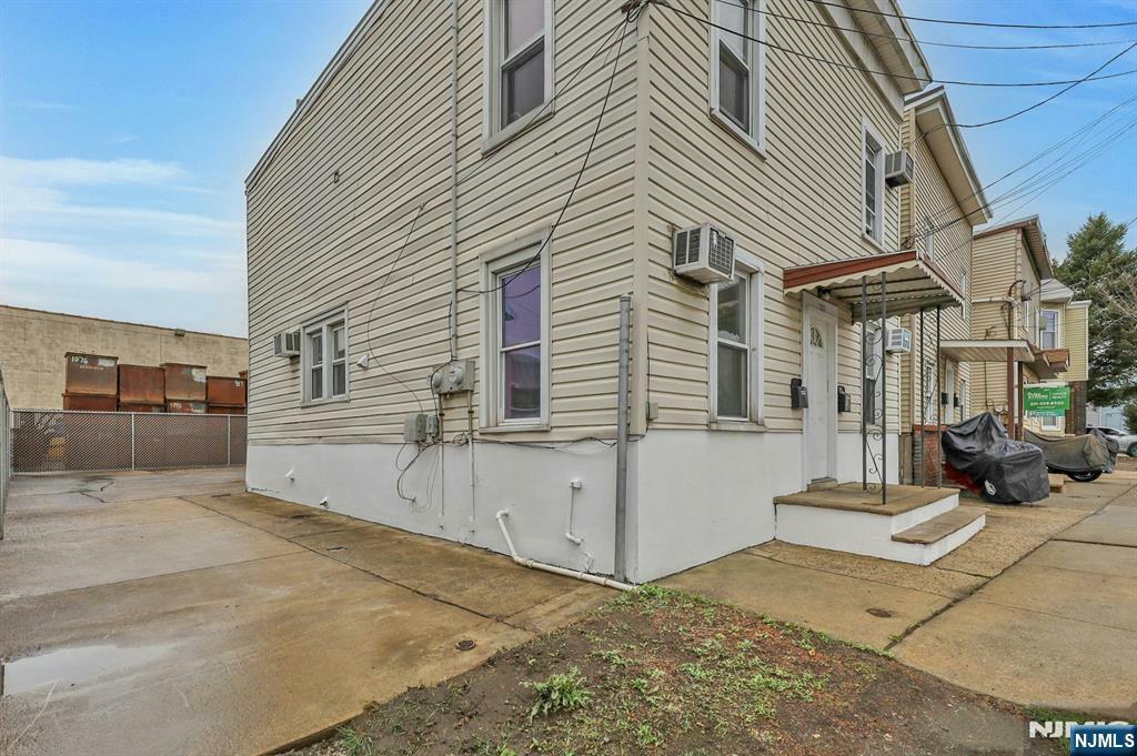 Property Photo:  131-133 Sanford Avenue  NJ 07032 