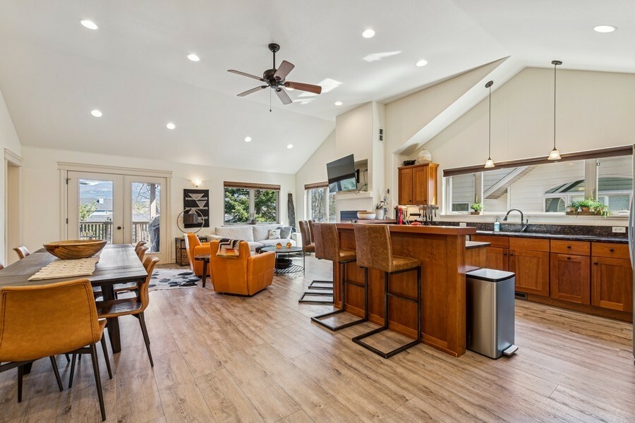 Property Photo: 1038 Mountain Park Drive B MT 59937