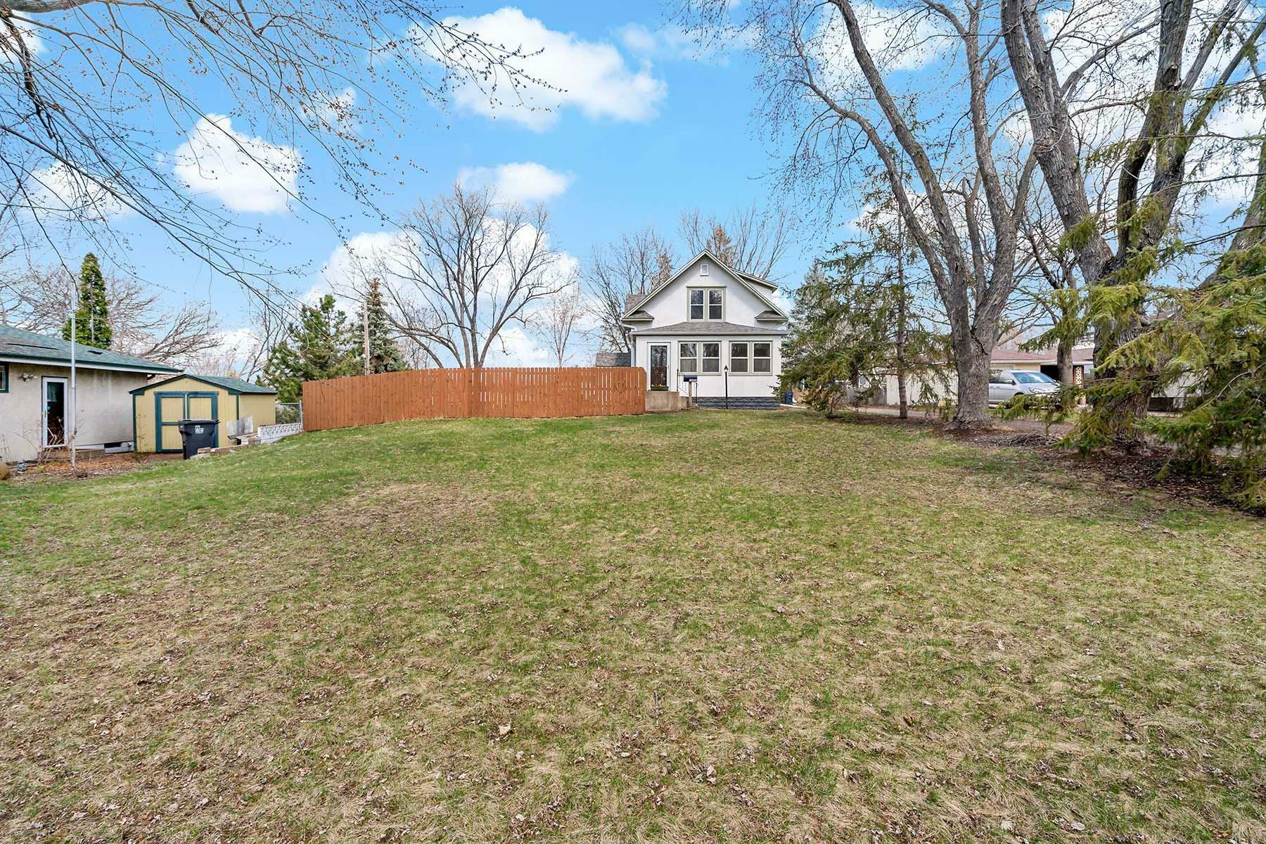 Property Photo: 1635 Old Hudson Road MN 55106