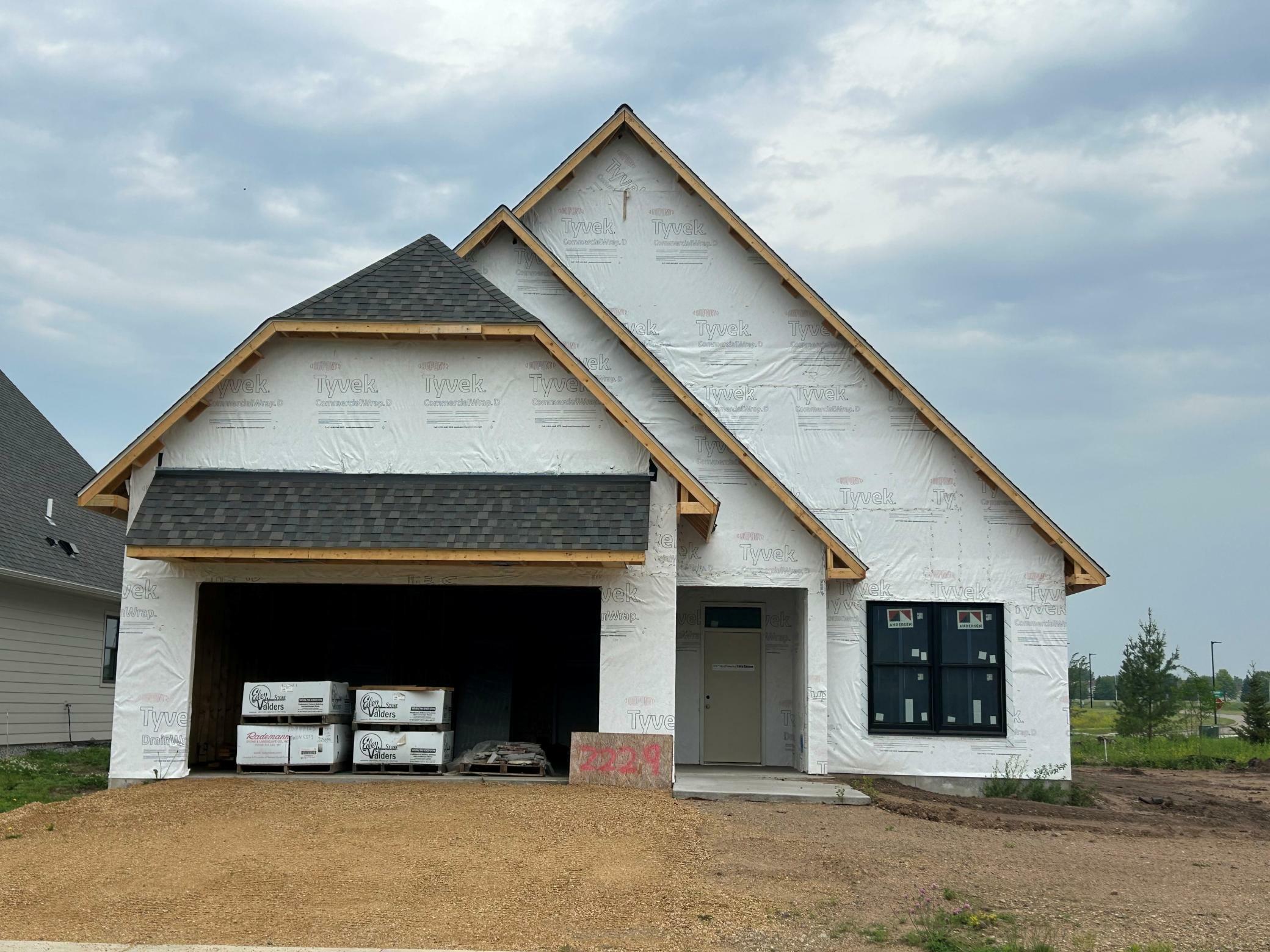 2229 Sharon Lane  Hudson WI 54016 photo