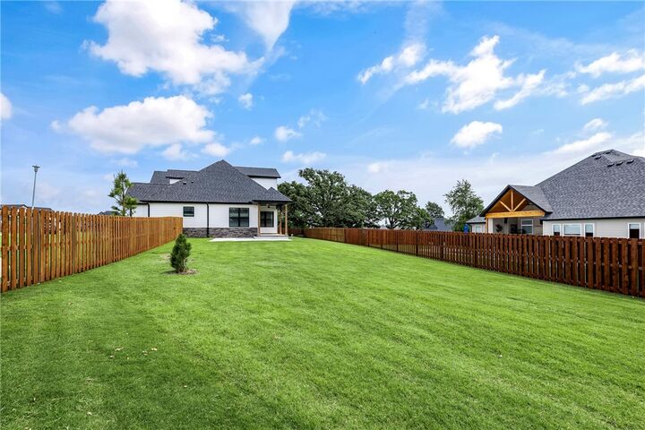 Property Photo:  3631 Bitterroot Cove  AR 72712 