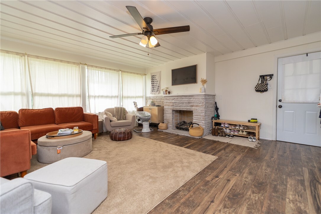 Property Photo: 501 S Kelley Street AR 72601