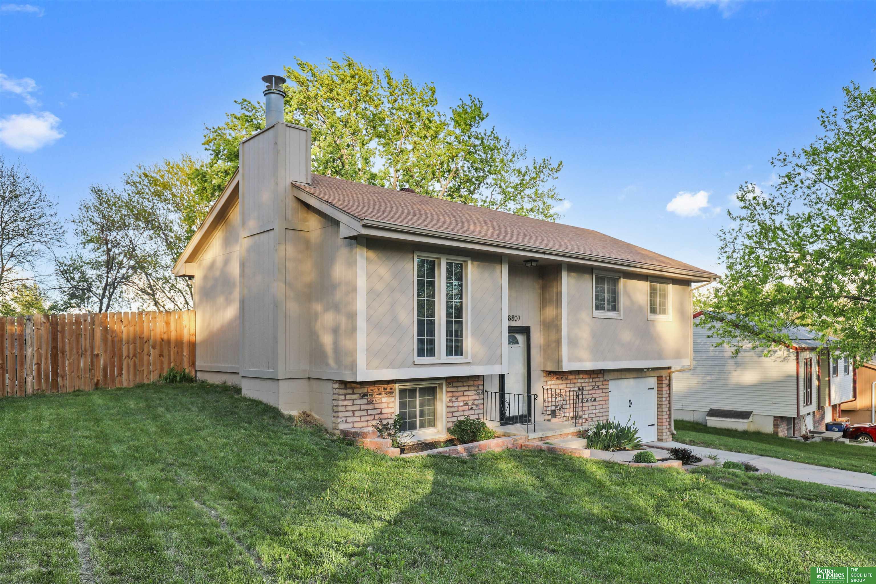 Property Photo: 8807 S 143 Street NE 68138