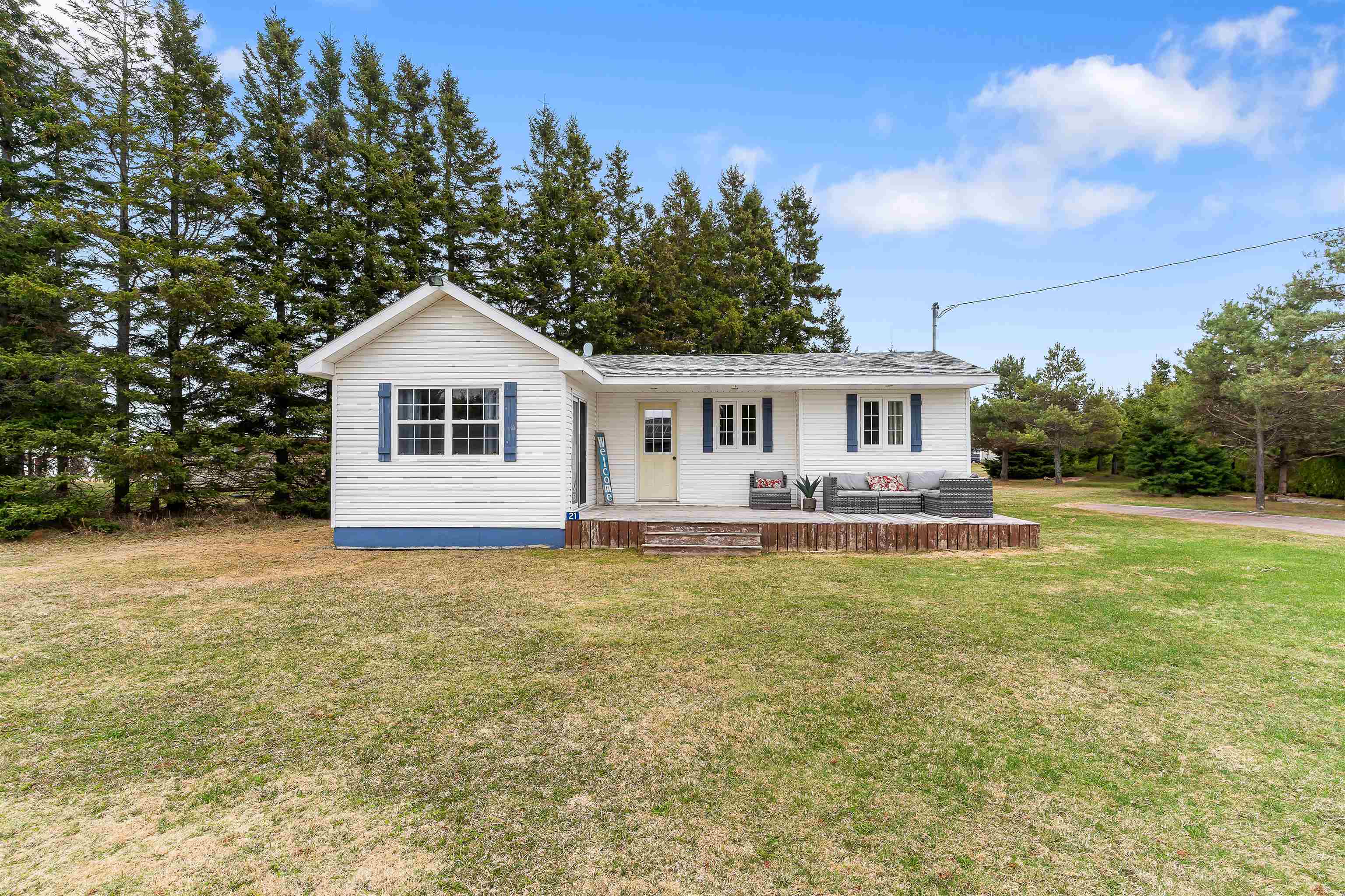 Property Photo: 21 Acorn Lane PE C0B 1V0