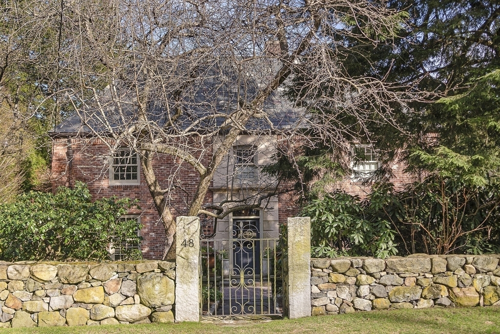 Property Photo: 48 Prentiss Ln MA 02478