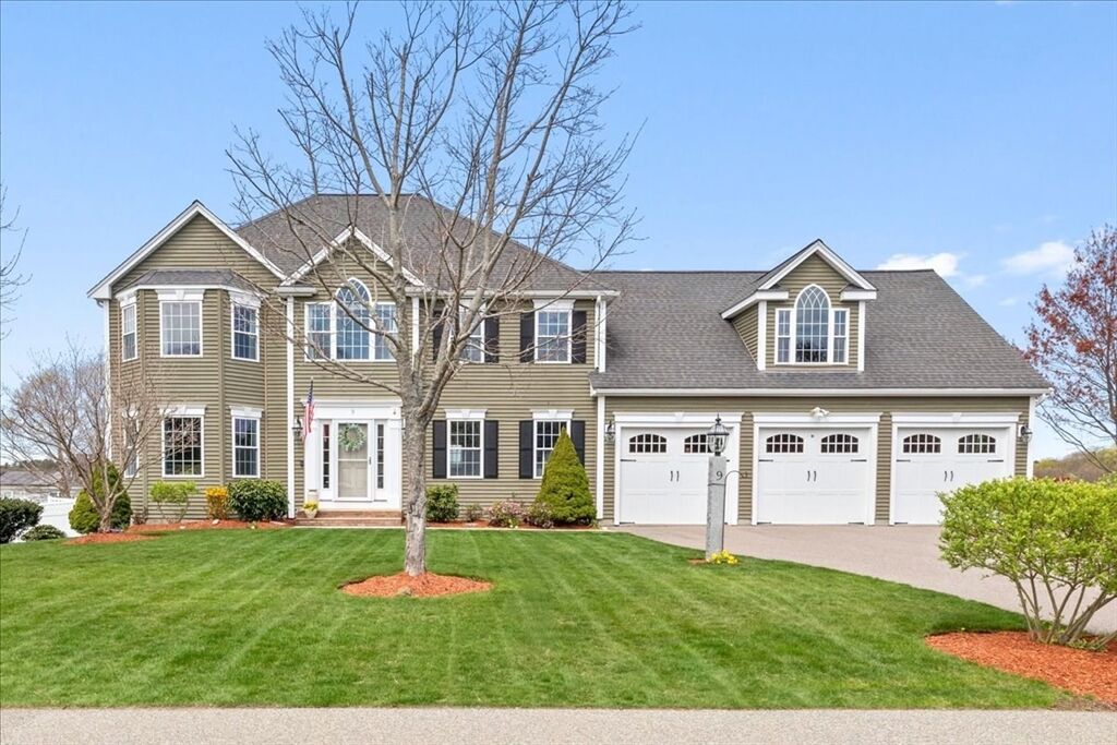 Property Photo: 9 Garden Ter MA 02081