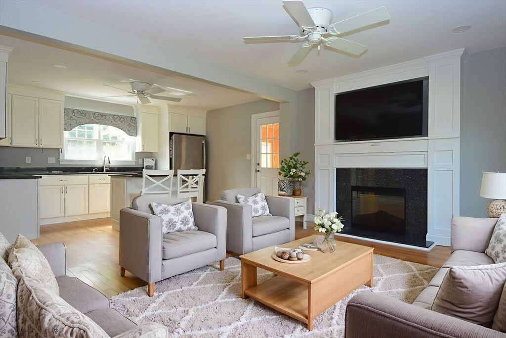 Property Photo:  1188 Main Street  MA 02081 