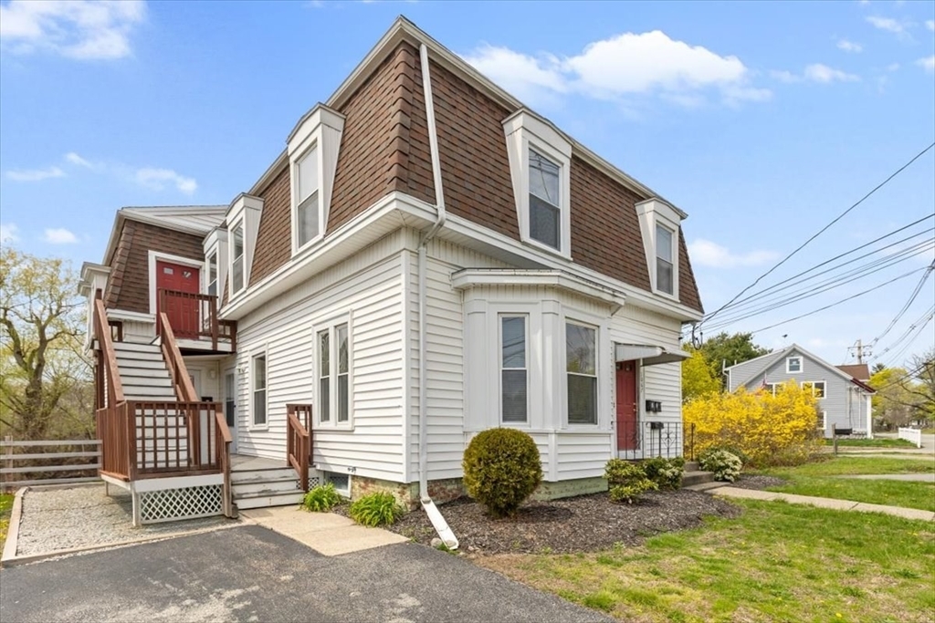 Property Photo: 1067-1069 Front 2 MA 02190