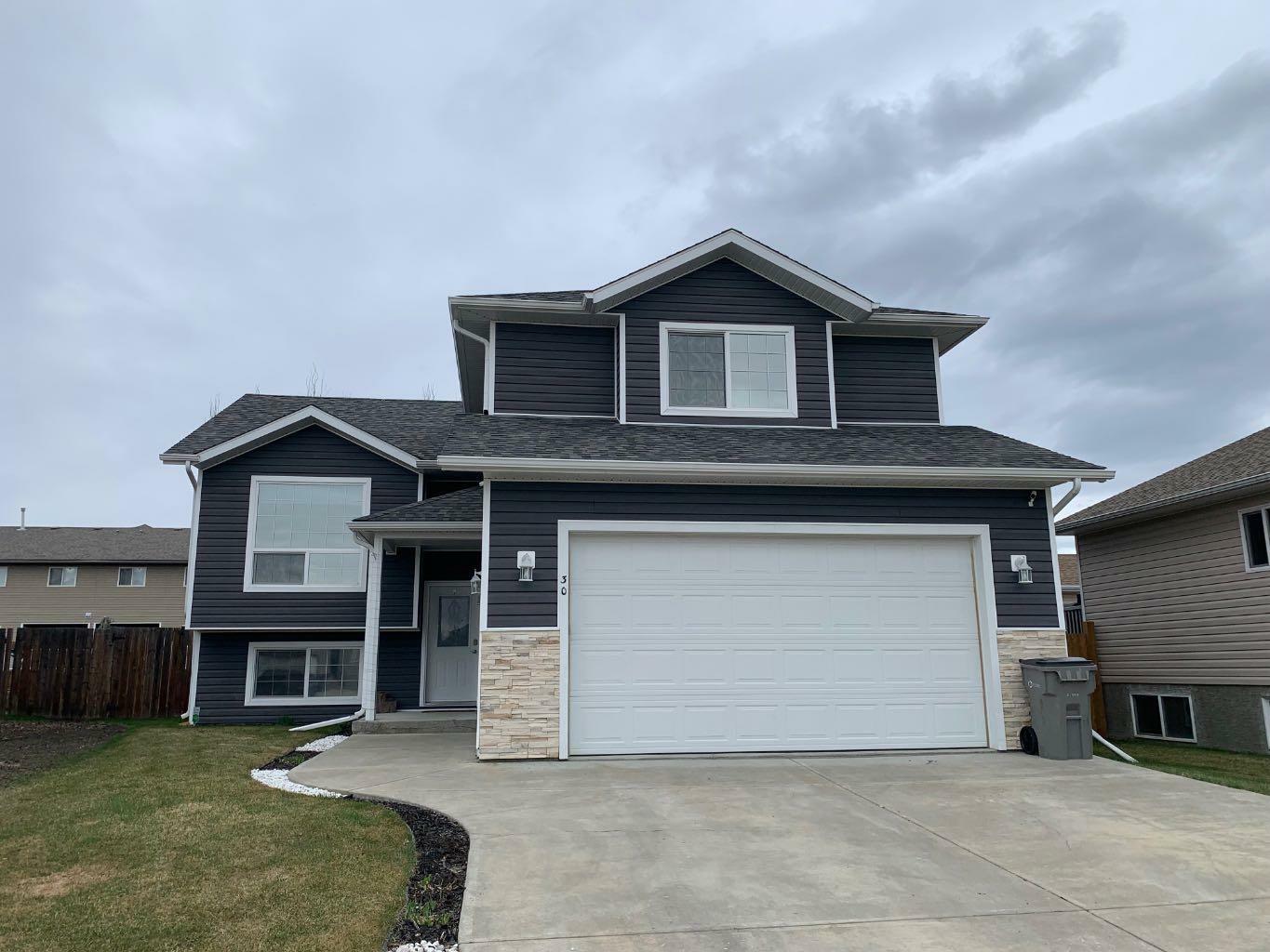 30 Ridgeway Point  Whitecourt AB T7S 0B9 photo