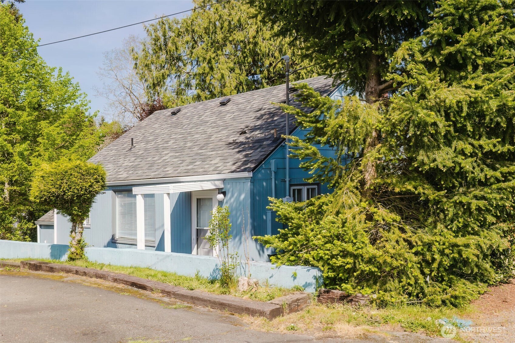 Property Photo: 1717 N Rainier Avenue WA 98312