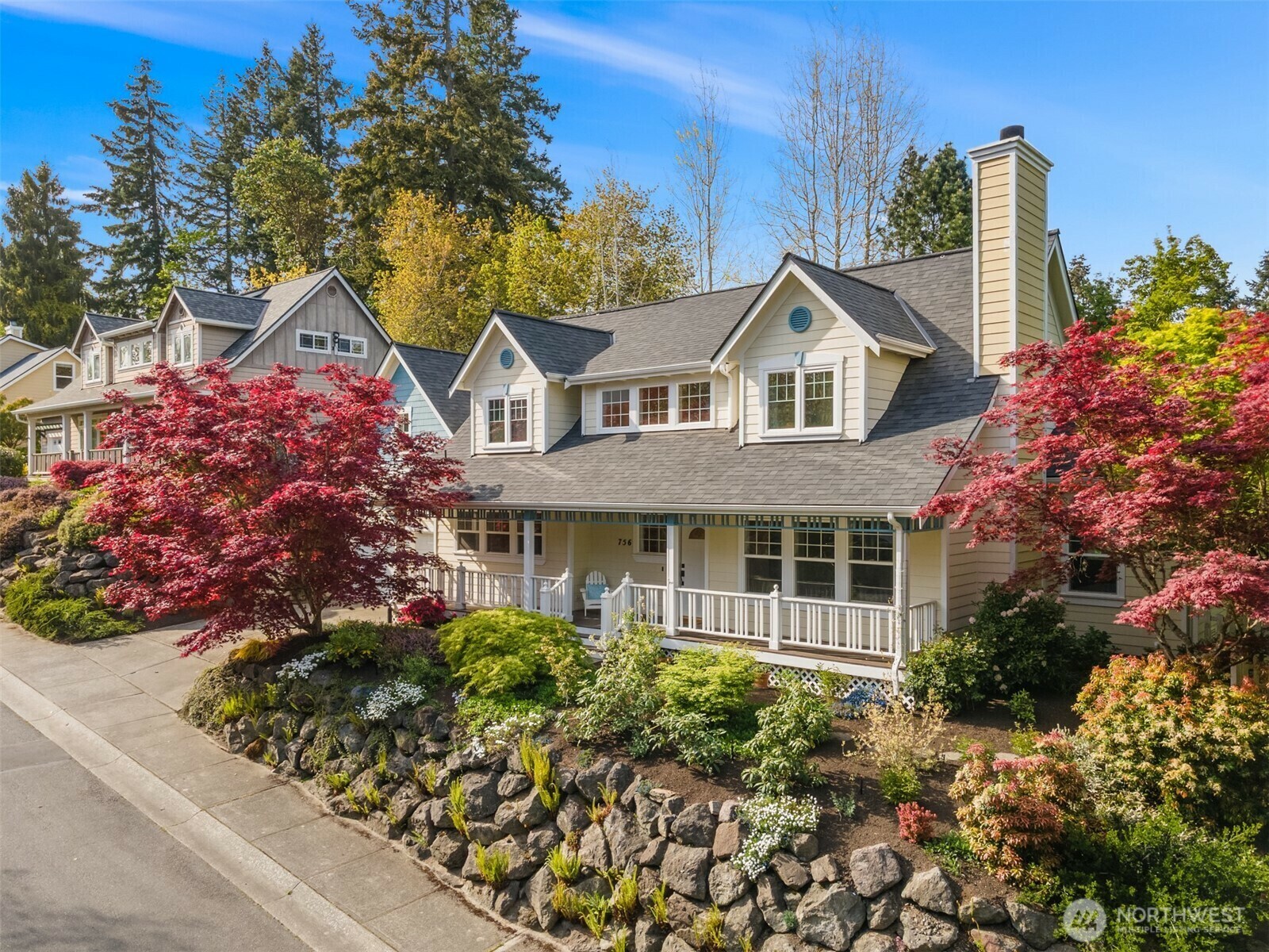 Property Photo: 756 NE Brookcliff Lane WA 98110