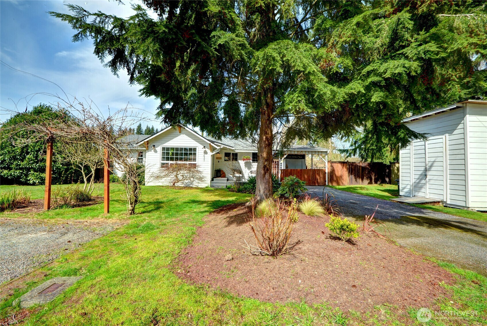 Property Photo: 5633 86th Place NE WA 98270