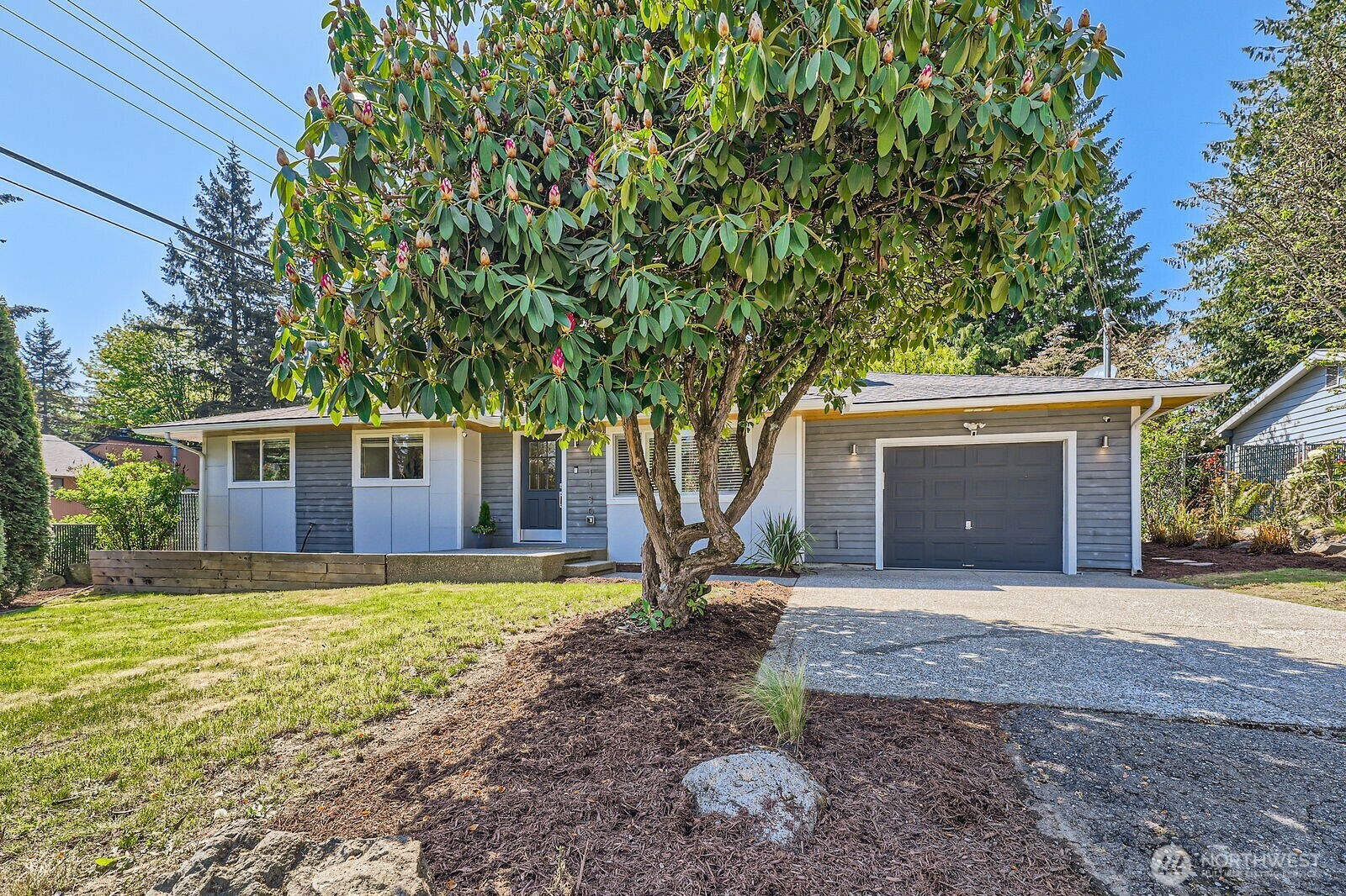 Property Photo: 11130 3rd Place SE WA 98208