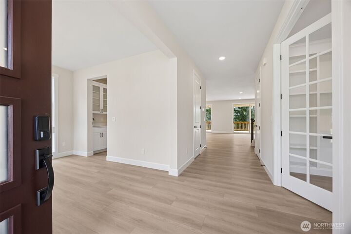 Property Photo: 10717 132nd Avenue NE 1 WA 98258