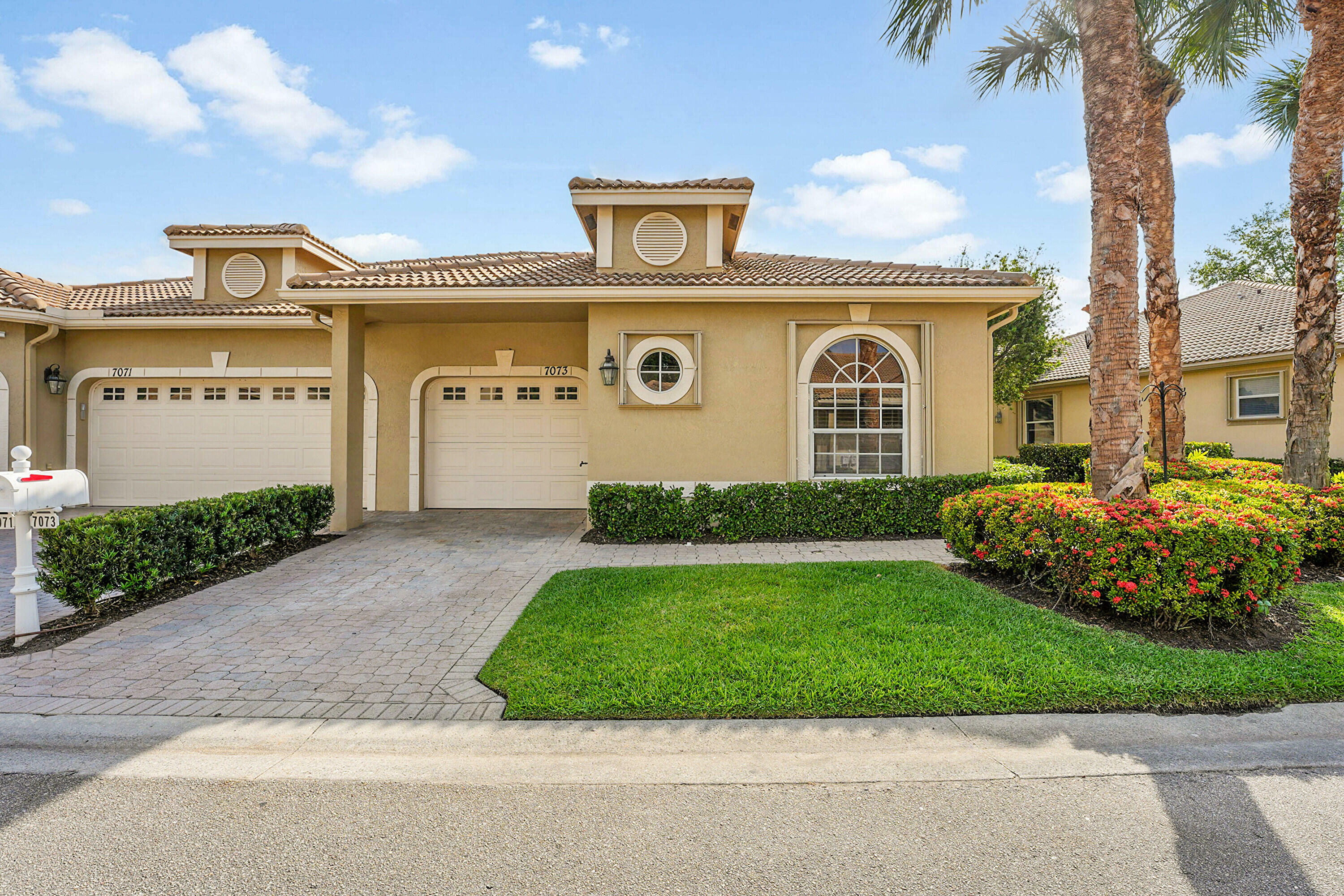 Property Photo: 7073 Torrey Pines Circle FL 34986