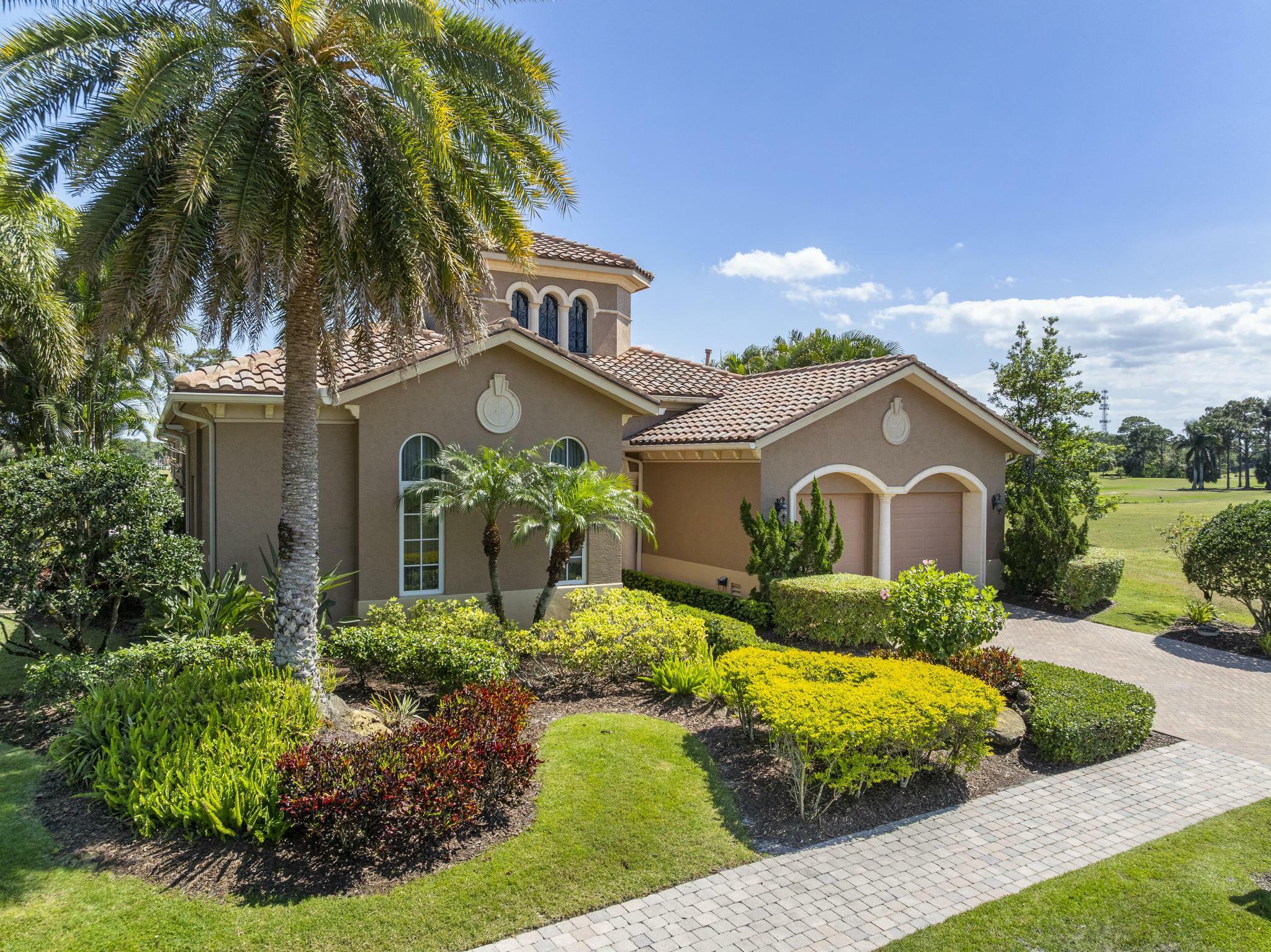 Property Photo:  110 SE San Fratello  FL 34984 
