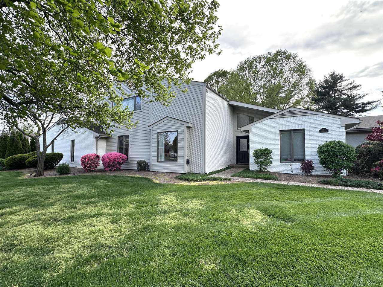 Property Photo: 1611 Bent Tree Avenue KY 42103