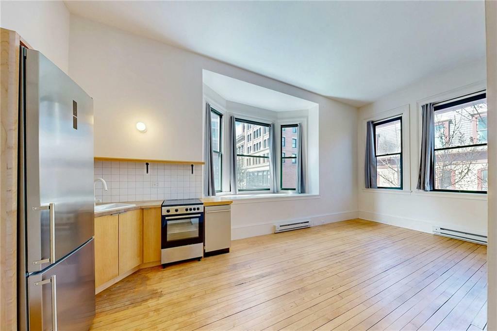 Property Photo: 225 Weybosset Street 4 RI 02903
