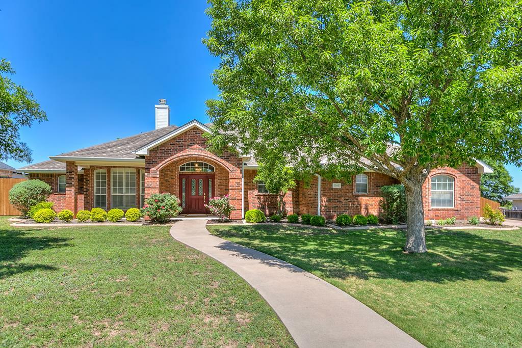 Property Photo: 6006 Warwick Dr TX 76901