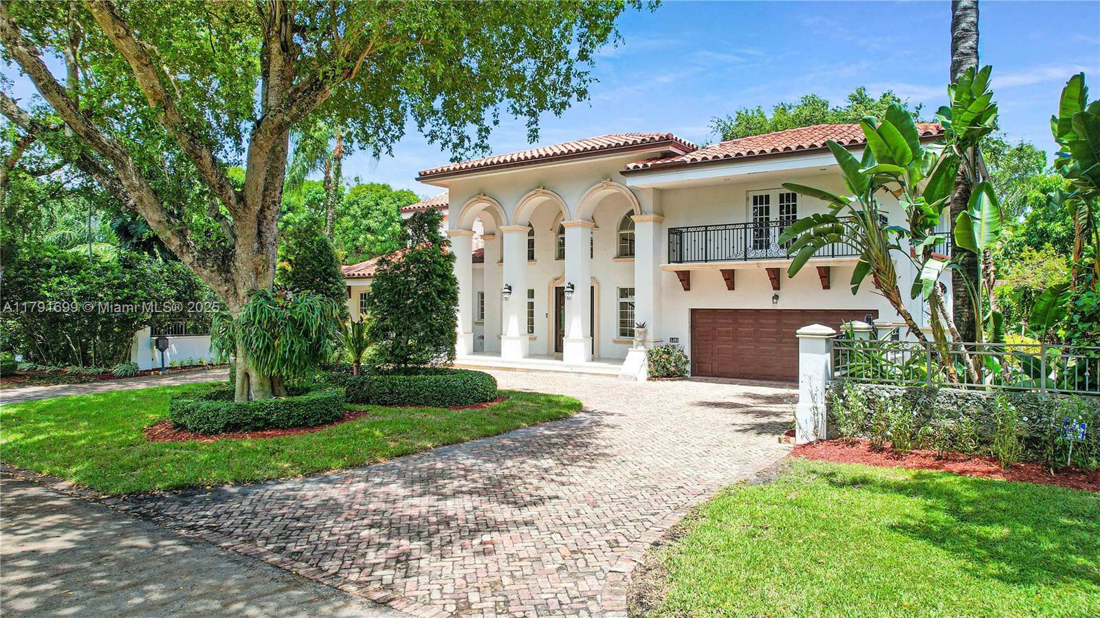 Property Photo: 4403 Monserrate St FL 33146
