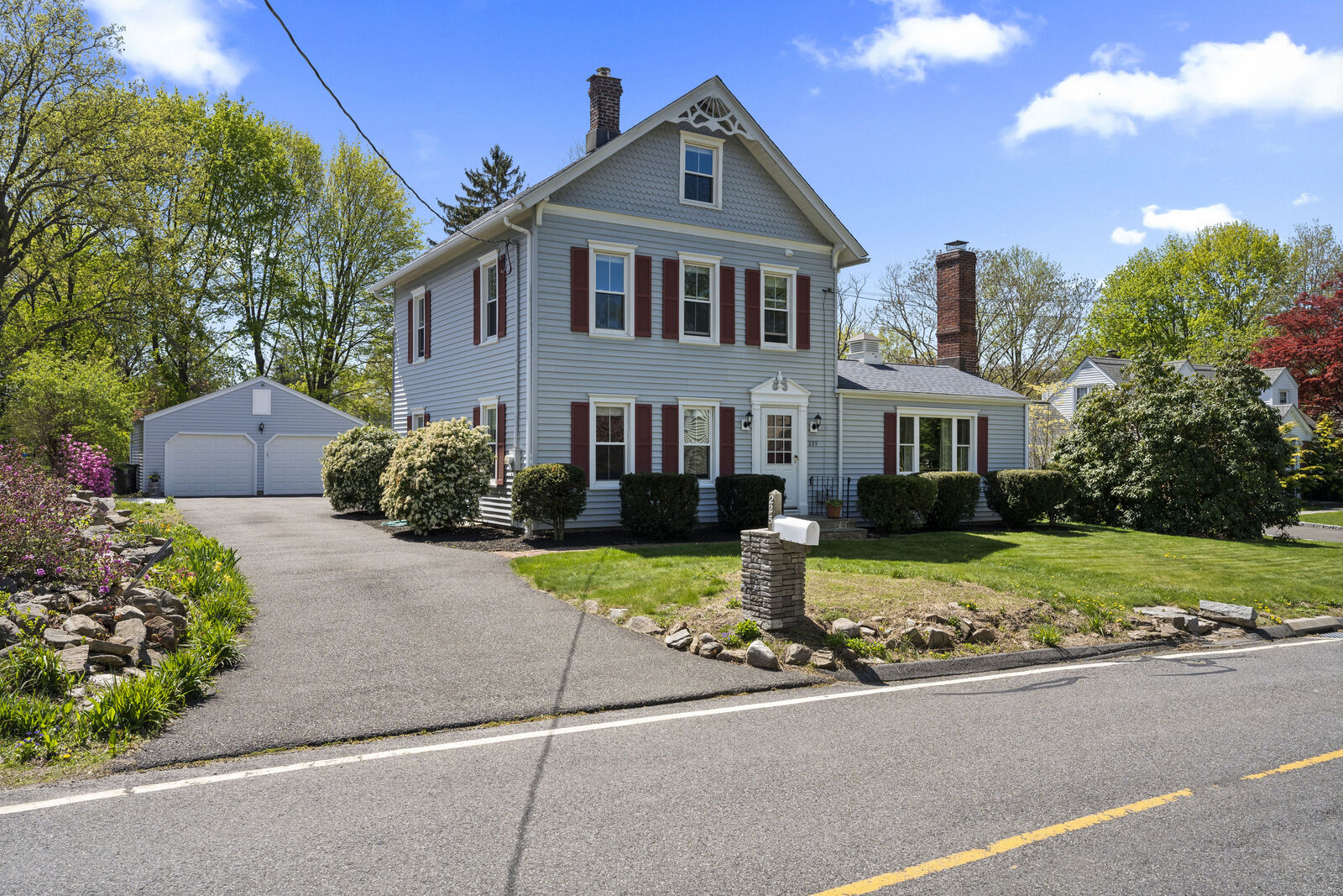 Property Photo:  225 North Street  CT 06611 