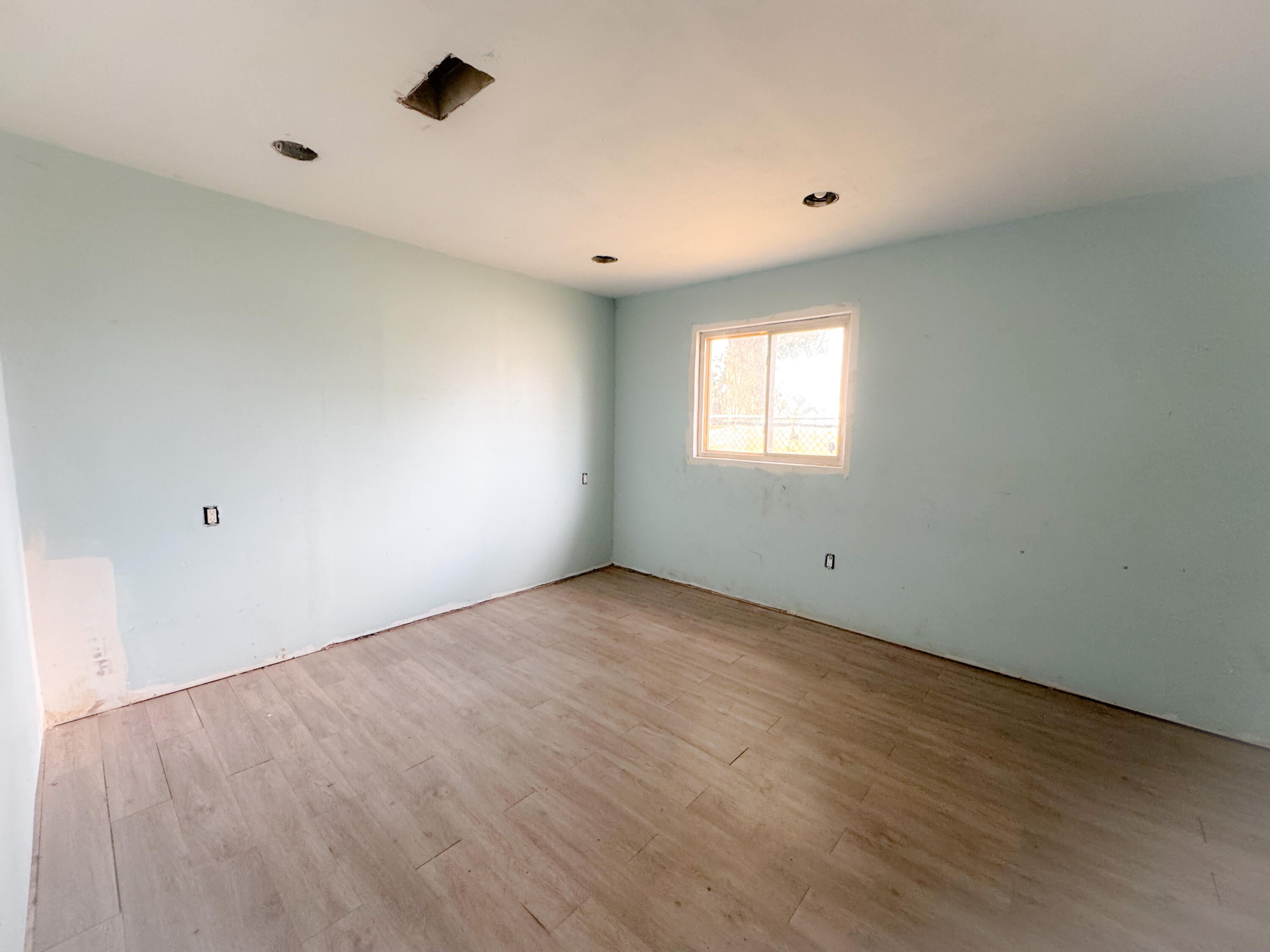 Property Photo: 19693 Avenue 195 CA 93267