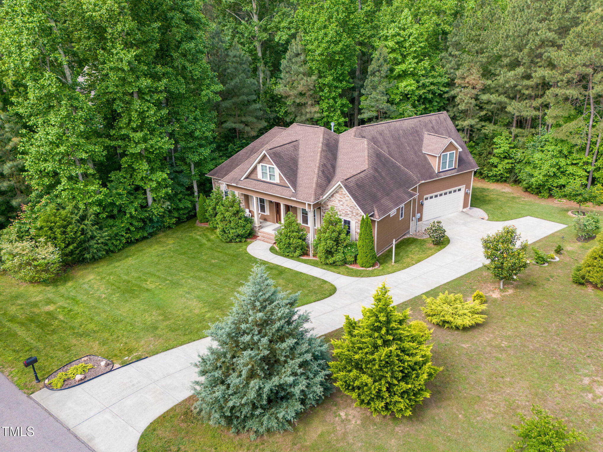Property Photo: 1619 Carriage Drive NC 27525