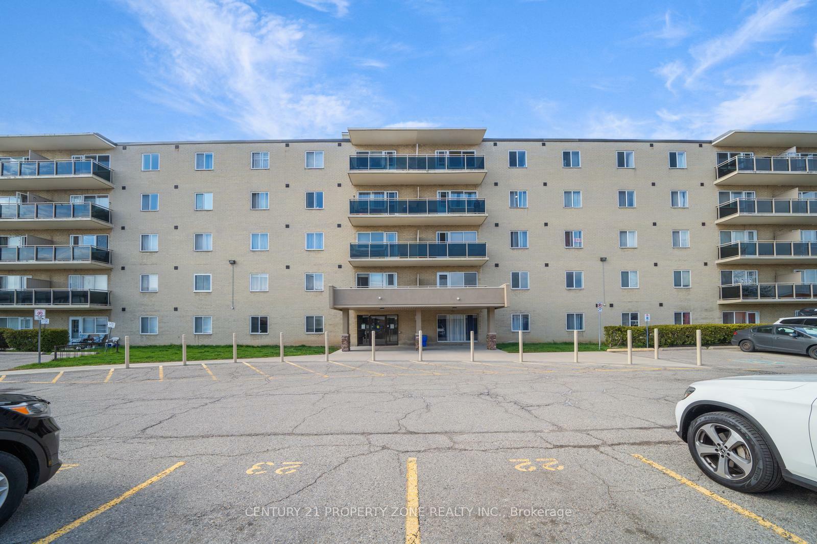 Property Photo: 936 Glen Street 411 ON L1J 5Z7